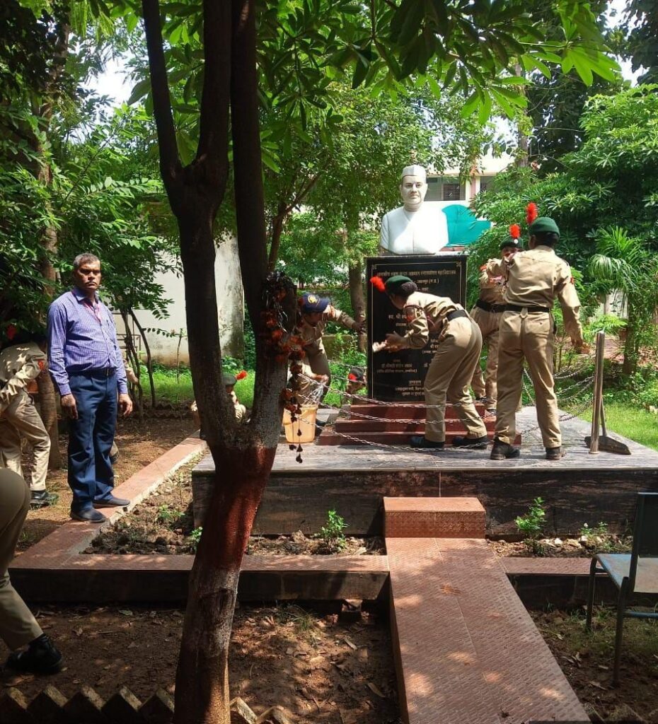 SS S कॉलेज में स्वच्छता पखवाड़ा 14 सितंबर से 2 अक्टूबर तक  अभियान की शुरुआत हुई