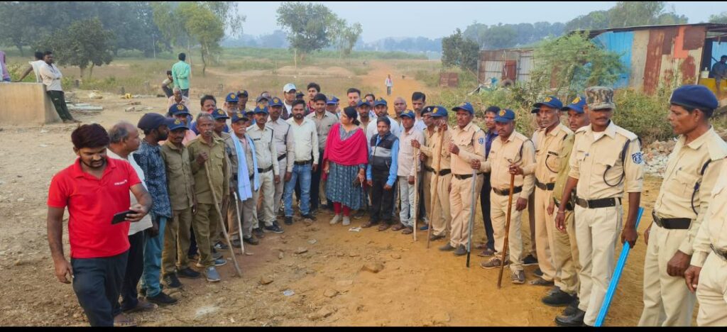 पोंडा तहसील भवन हेतु  शासकीय भूमि कब्जा मुक्त कराई गई