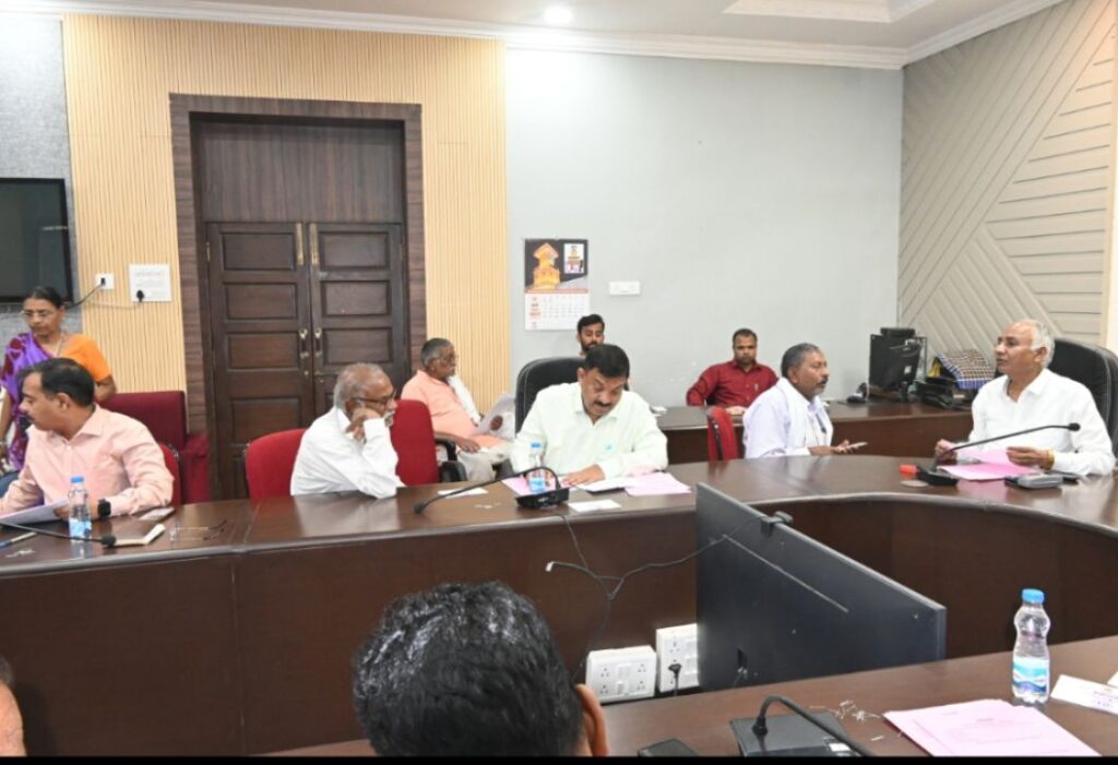 जनसुनवाई में आये 146 आवेदन