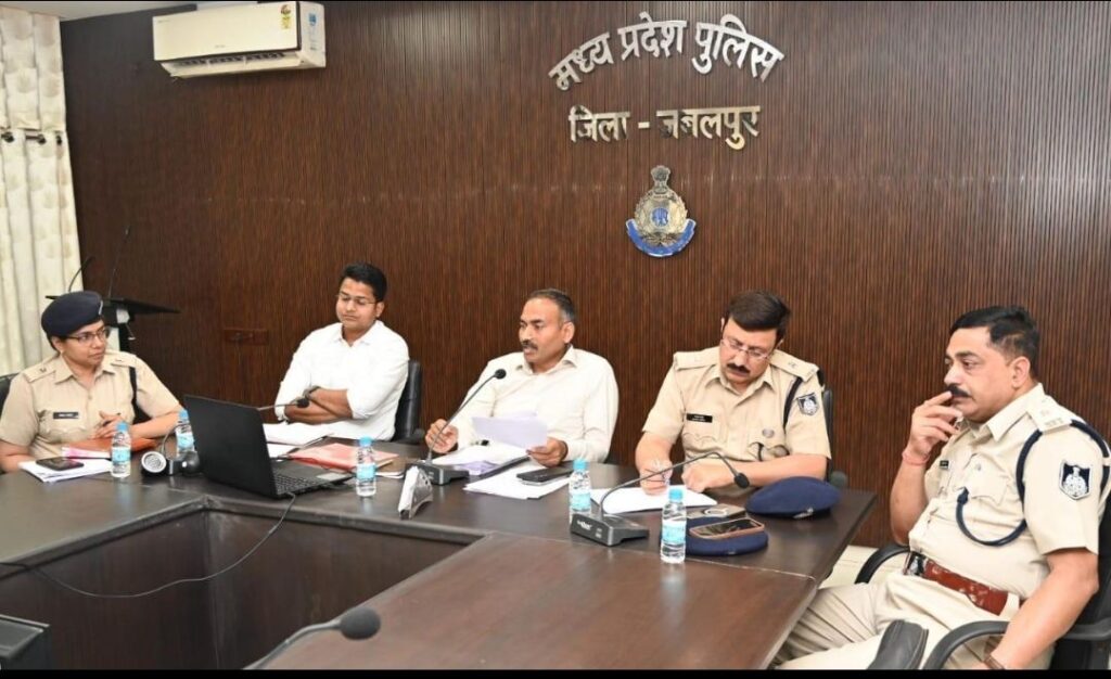 मादक पदार्थ गांजा के कारोबार मंे लिप्त 2 आरोपी पुलिस गिरफ्त में