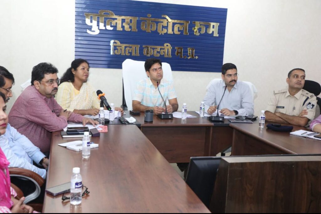 जिले में हर्षोल्‍लास और सद्भाव के साथ मनायें जायेंगे सभी धार्मिक त्‍यौहार