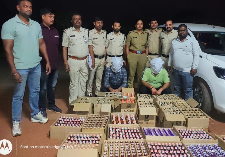 सिहोरा पुलिस की कार्यवाही,   अवैध शराब के कारोबार में लिप्त 02 आरोपी गिरफ्तार 